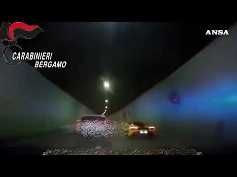 Inseguimento a folle velocita’ nella Bergamasca, 40enne arrestato per resistenza