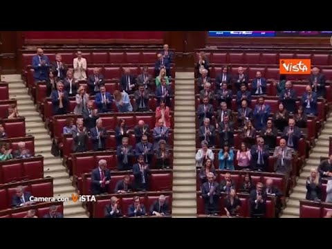 «È ancora lunga ragà», il dietro le quinte dell’informativa di Meloni su Camera con Vista su La7