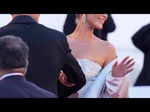 #BellaHadid sul red carpet del Festival di #Cannes2026