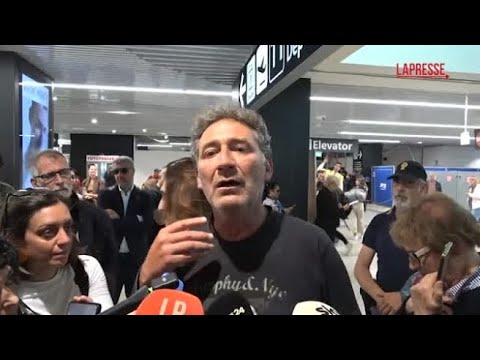 «Calci sulle gambe e cazzotti in faccia», il racconto di Mantovani rientrato in Italia: era sulla…