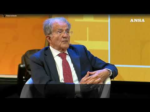 Prodi: “Ci comportiamo come servi di fronte a Trump”