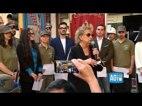 Capaci, la manifestazione in memoria di Falcone. La sorella: «Giovanni e nostro»