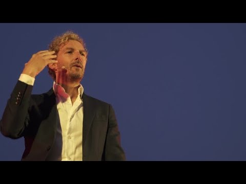 Alessandro D’Avenia, la lectio sull’ «Animale simbolico» per il Festival della Bellezza