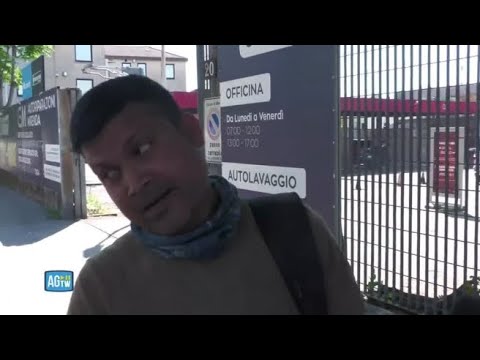 Milano, caporalato al cantiere del consolato Usa: i carabinieri “prelevano” i lavoratori