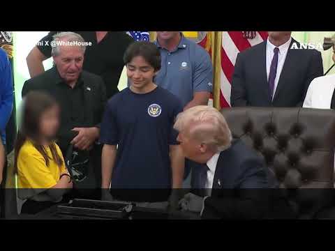 Trump alla bimba: “Troppo bassa per la pallavolo, sarebbe meglio il calcio”