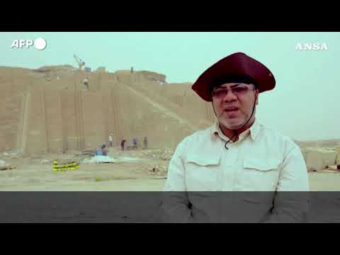 L’Iraq restaura la Ziggurat di Ur, le suggestive immagini dei lavori