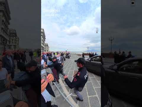 Papa Leone XIV a Napoli: gli attivisti della Peta manifestano contro le corride