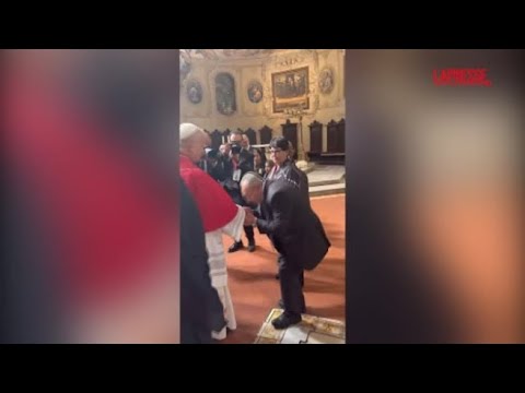 Papa Leone incontra a Napoli la madre del piccolo Domenico Caliendo