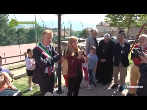 Avvelenate con la ricina, l’allora sindaco Gianni Di Vita inaugura il belvedere dedicato a Fabriz…