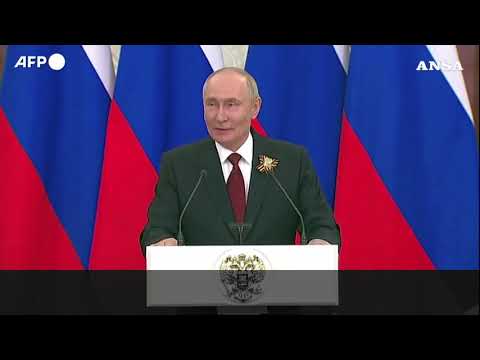 Putin chiede l’ex cancelliere tedesco Schroder come intermediario per colloqui sull’Ucraina