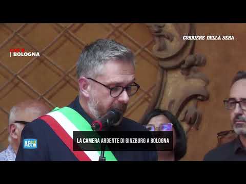 Bologna, la camera ardente di Ginzburg