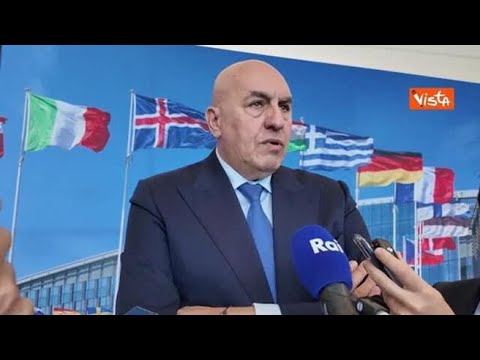 Crosetto: La Nato non è il club dei lettori, o si rispettano impegni o si esce