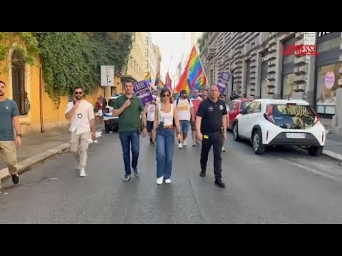 Roma Pride 2026, spezzone Keshet al corteo. Manifestanti rispondono: «No pride in genocide»