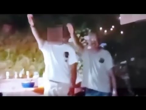 Il vicesindaco del paese di Pertini fa il saluto romano sulle note di «Giovinezza», il video sui …
