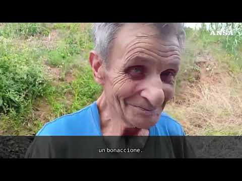 Uomo uccide moglie e figlio nella loro casa in Versilia: “Mi sono liberato di loro”