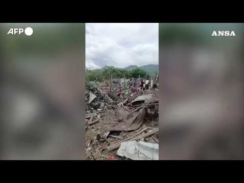 Esplode un palazzo in Myanmar, 50 morti e 70 feriti