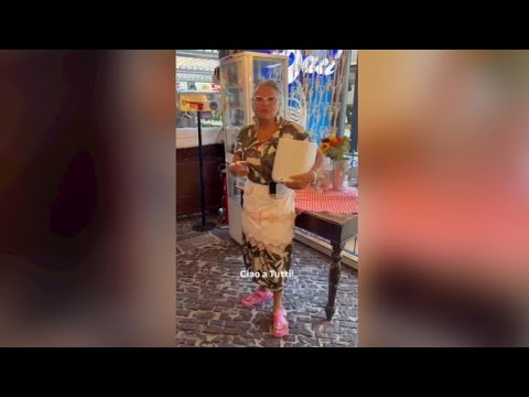 Strano furto da «Giuliana D’Ambrosio: prendono i fiori e lasciano il cestino dei rifiuti. «Venite…