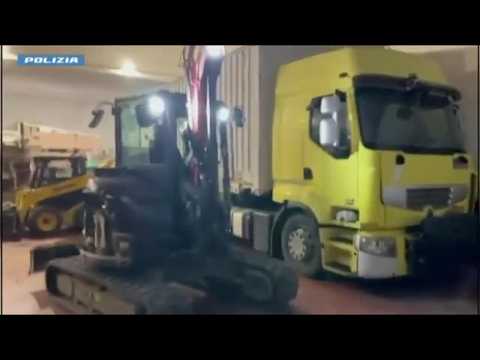 Mezzi da cantiere sequestrati dalla polizia: «Venivano taroccati e spediti in Arabia Saudita e in…