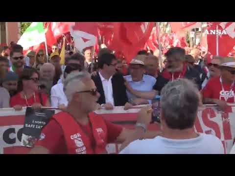 Strage dei braccianti, Schlein in testa al corteo con Landini ad Amendolara