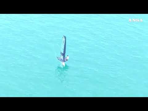 A Cattolica lo spettacolo delle prove Inshore del Marina Militare Nastro Rosa Tour