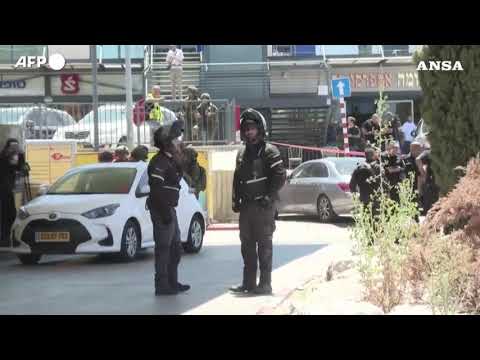 Sparatorie in Israele, le forze di sicurezza : “L’attentatore e’ stato ucciso”