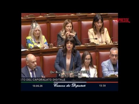 Covid: scontro FdI-M5S in Aula su commissione, seduta sospesa per alcuni minuti