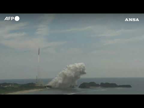 Giappone, lanciato con successo il razzo H3