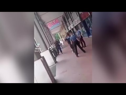 Cuneo, carabinieri usano il taser su una donna: il filmato divide la politica