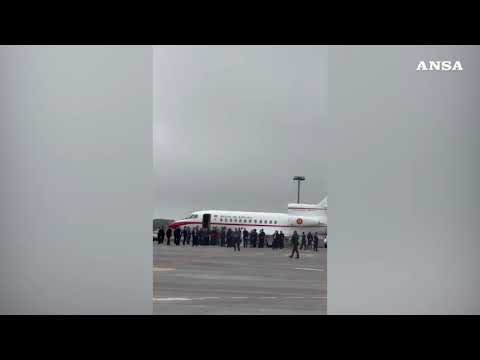 Problema tecnico sull’aereo del Papa: Pontefice a bordo dell’aereo del Re a Tenerife