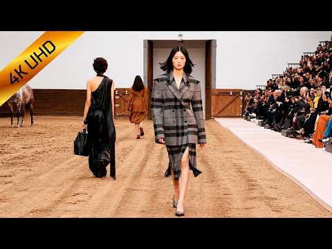 Stella McCartney | Fall Winter 2023/2024 | Paris Fashion Week