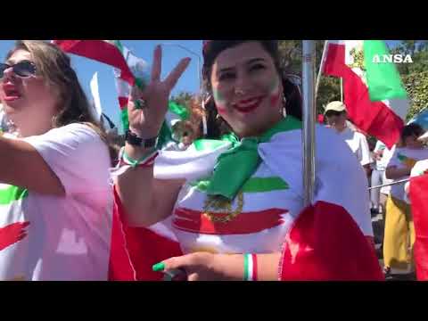 Mondiali, a Los Angeles centinaia di iraniani protestano contro la Repubblica islamica