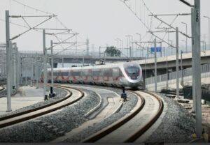 Cina, attesi 1 mld di viaggi in treno durante il picco estivo