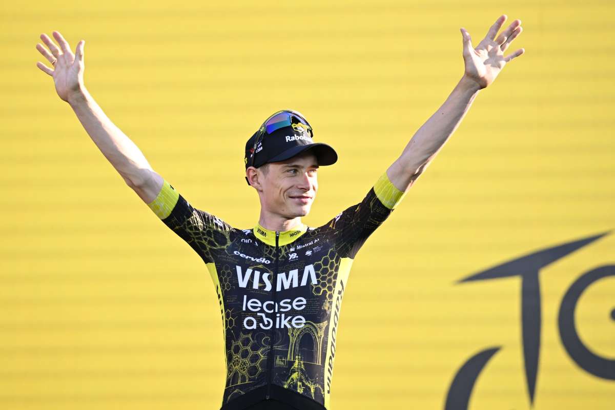 Cronosquadre alla Visma, Vingegaard prima maglia gialla del Tour