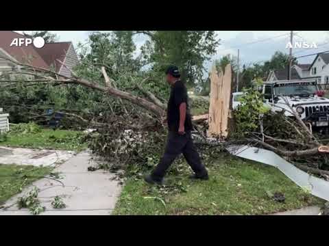 Usa, tornado nel Wisconsin: residenti alla conta dei danni