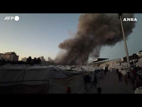 Gaza City, Israele colpisce la moschea di Al-Muttaqin