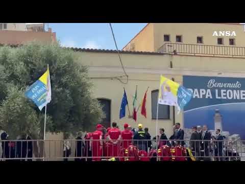 Papa Leone conclude la visita a Lampedusa