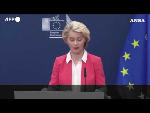 Von der Leyen: “Serve un’età minima per l’accesso ai social”