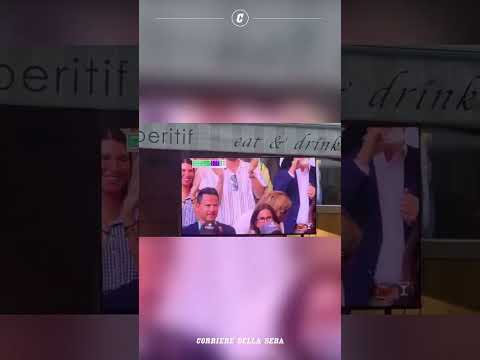 Tifo da Mondiali per Sinner, nel suo paese natale tutti riuniti al bar per la finale di Wimbledon