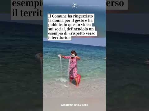 Esaudisce l’ultimo desiderio della madre restituendo a Cabras, in Sardegna, 40 chili di sabbia…