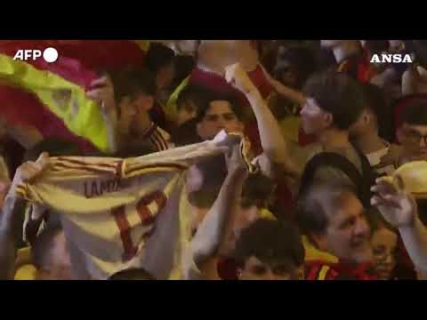 Madrid, tifosi in delirio dopo l’approdo alla finale dei Mondiali