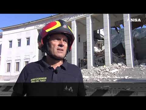 Crolla parte del Tribunale di Bolzano, sfiorata la tragedia