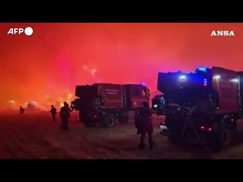 Incendio ad Aragona, mobilitato l’esercito spagnolo, bruciati oltre 12.000 ettari