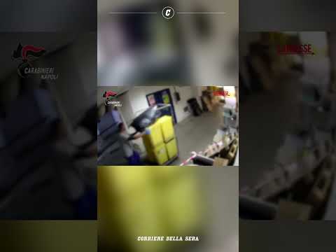 Napoli, ruba condizionatore all’Istituto tumori ‘Pascale’: il furto immortalato dalle telecamere