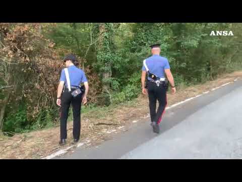 Lo scambia per un rivale e lo uccide investendolo