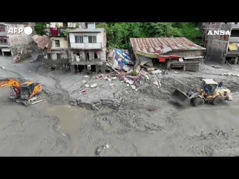 Alluvione al confine tra Nepal-Tibet, Nuwakot devastata: le immagini aeree