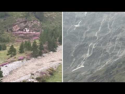 Cervinia, il torrente esonda e dalla montagna scende un muro d’acqua: il video del nubifragio