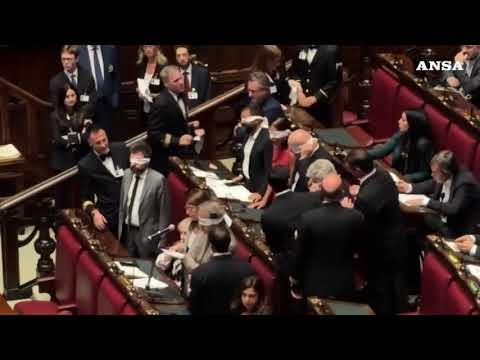 Delmastro, negato l’uso delle chat: le proteste di Avs e M5s