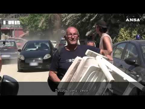 Campi Flegrei, la rabbia dei residenti a Pozzuoli: “Istituzioni assenti”
