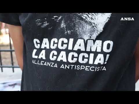 Caccia, protesta contro la legge “spara-tutto”: “No alle sentenze di morte”