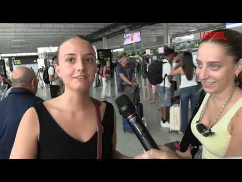 «Siamo bloccate qui, la compagnia ci ha abbandonate»: ore di attesa all’aeroporto di Catania, pas…